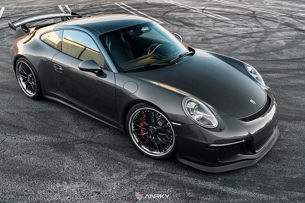 Фото дисков Anrky RS1 Черный глянец на Porsche 911 VII