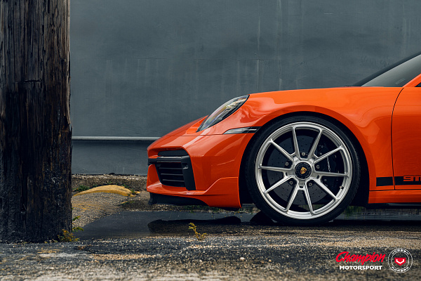 Фото дисков Vossen RS92 Глянцевый лак на Porsche 911 VIII