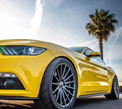 Фото дисков Vossen VFS-2 на Ford Mustang VI