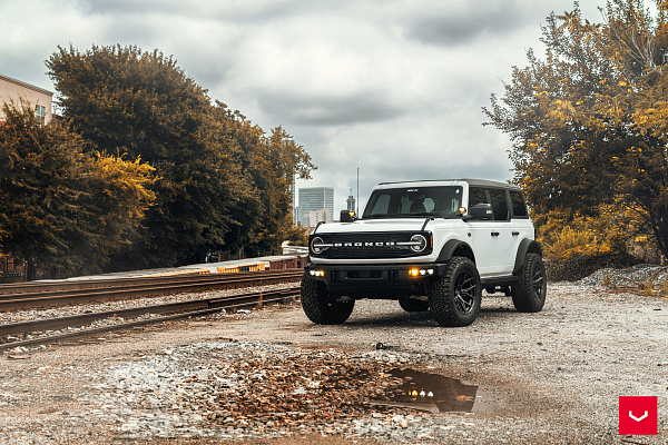Фото дисков Vossen HF6-4 Черный сатин на Ford Bronco