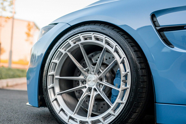 Фото дисков Bola FP3 Глянцевый лак на BMW 4/M4 (F32/F82)