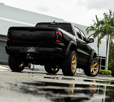 Фото дисков Anrky AN36-S на Ram 1500 V