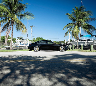 Фото дисков Strasse Wheels SV15 Deep Concave FS на Mercedes-Benz S-Class (W223)