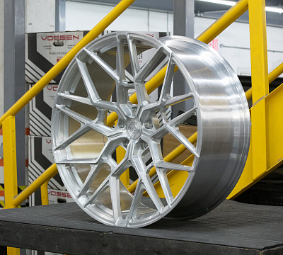 Vossen UV-1