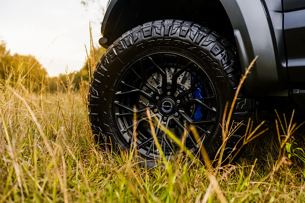 Фото дисков Brixton Forged PF10 Черный сатин на Ford F-150 XIII