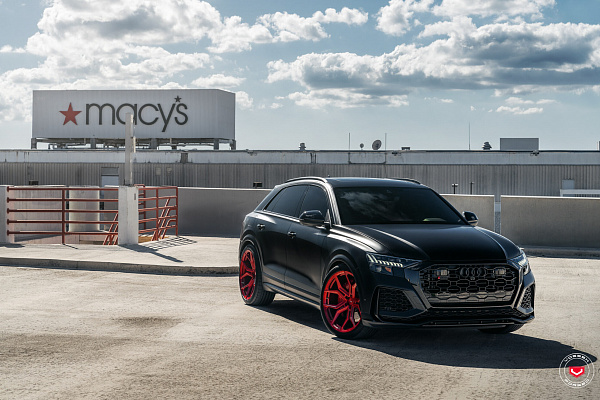 Фото дисков Vossen EVO-3 Красный глянец на Audi Q8