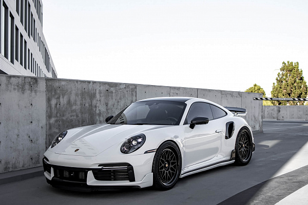 Фото дисков HRE 300 Черный сатин на Porsche 911 VIII