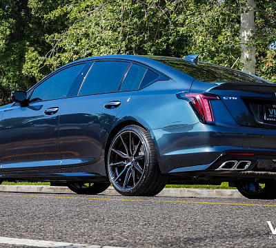 Фото дисков Vossen HF-3 на Cadillac CT5