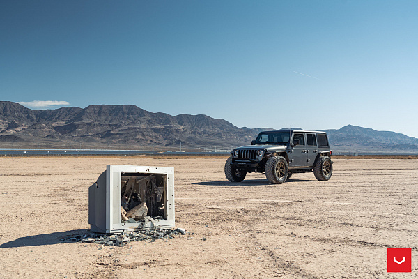 Фото дисков Vossen HF-5 Сатиновая бронза на Jeep Wrangler IV (JL)