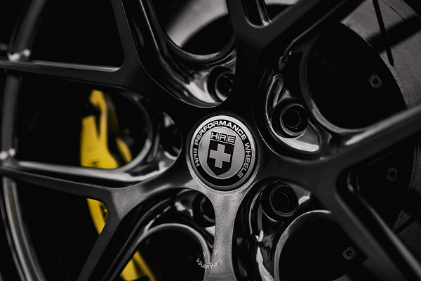 Фото дисков HRE R101 Lightweight Глянцевый темный лак на BMW 4/M4 (F32/F82)