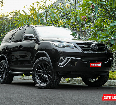Фото дисков Vossen HF6-1 на Toyota Fortuner II
