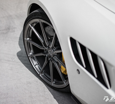 Фото дисков Vossen M-X2 на Ferrari GTC4Lusso