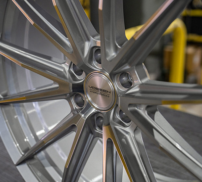 Vossen HFX-2 (6-Lug)