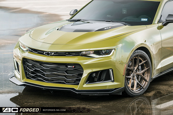 Фото дисков BC Forged HCS21 Глянцевая бронза на Chevrolet Camaro VI