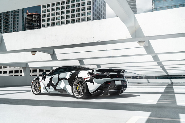 Фото дисков Anrky AN23 Сатиновый тонированный лак на McLaren 720S