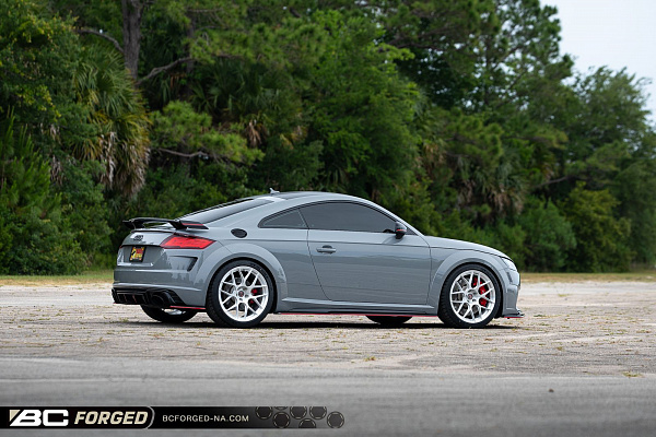 Фото дисков BC Forged KL12 Глянцевый лак на Audi TT (8S)