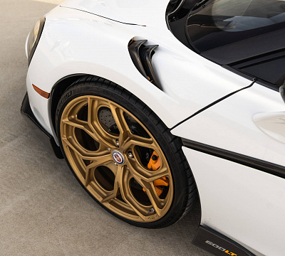 Фото дисков HRE P111SC на McLaren 600
