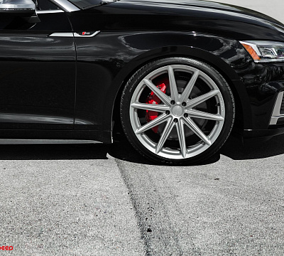 Фото дисков Vossen VFS-10 на Audi A/S/RS 5 (F5)