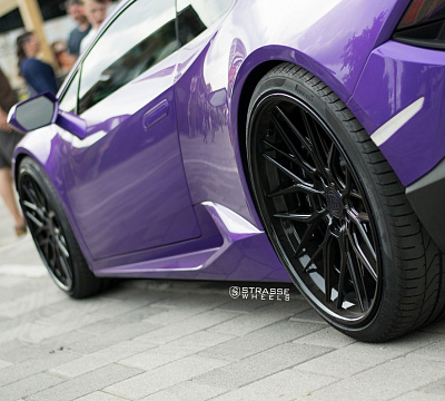 Фото дисков Strasse Wheels SV10M Deep Concave FS на Lamborghini Huracan