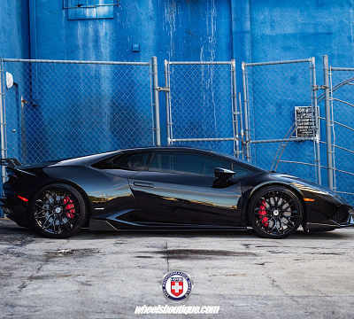 Фото дисков HRE P200 на Lamborghini Huracan