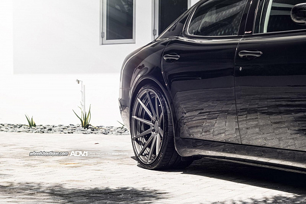 Фото дисков ADV.1 ADV10 M.V2 SL Сатиновый тонированный лак на Maserati Quattroporte V