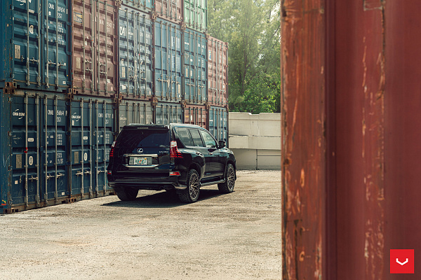Фото дисков Vossen HF6-3 Алмазная проточка на Lexus GX II