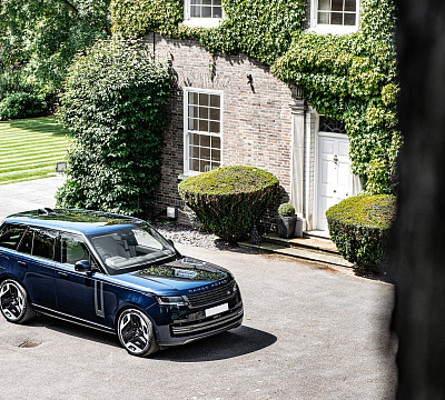 Фото дисков Kahn Type 33 RS на Range Rover V