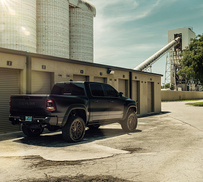 Фото дисков Vossen HF6-5 на Ram 1500 V