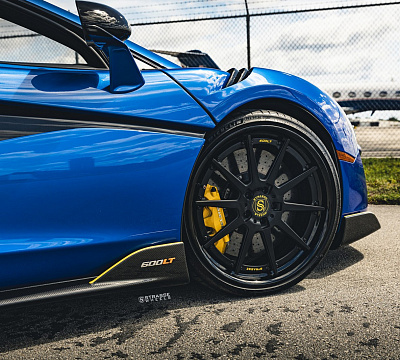 Фото дисков Strasse Wheels R10 Deep Concave FS на McLaren 600