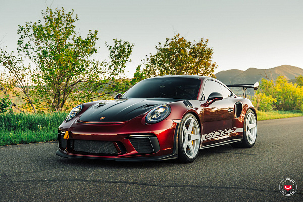 Фото дисков Vossen GEN-01 Белый глянец на Porsche 911 VII