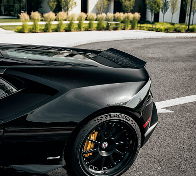Фото дисков HRE C103 на Lamborghini Huracan