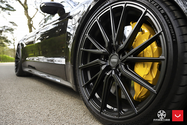 Фото дисков Vossen HF-4T Черный сатин на Porsche Taycan I
