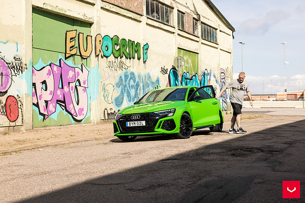 Фото дисков Vossen HF-5 Черный глянец на Audi A/S/RS 3 (8Y)