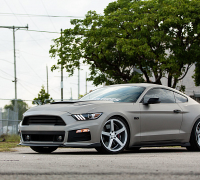 Фото дисков Vossen CV3 на Ford Mustang VI