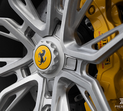 Фото дисков NOVITEC NF11 на Ferrari 488