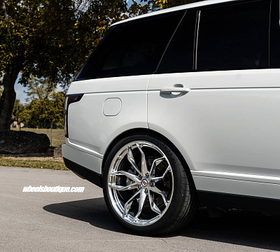 Фото дисков HRE P201 на Land Rover Range Rover IV