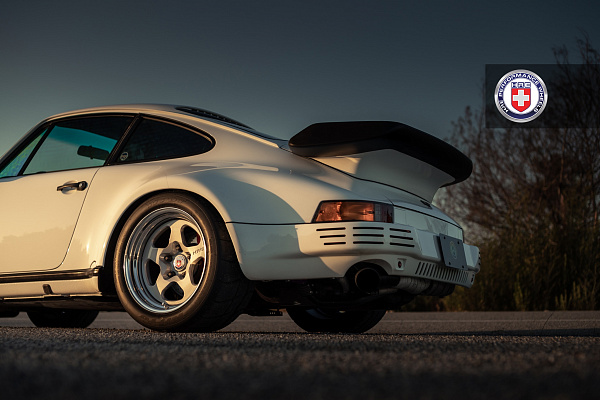 Фото дисков HRE 527 Серебро на Porsche 911 II