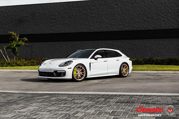 Фото дисков Vossen RS74 Глянцевая медь на Porsche Panamera II