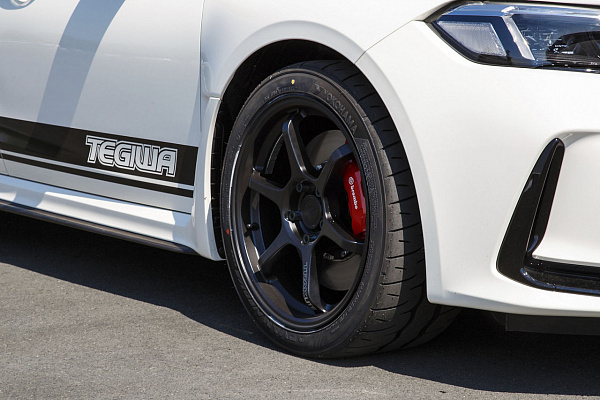 Фото дисков Motegi Racing MR145 TRAKLITE 3.0 Черный глянец на Honda Civic Type R FL5