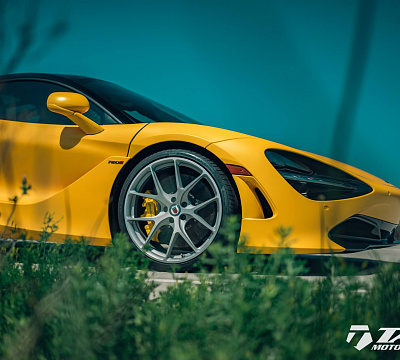 Фото дисков HRE P101 на McLaren 720S