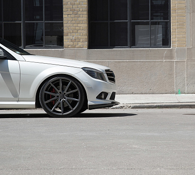 Фото дисков Vossen VFS-1 на Mercedes-Benz C-Class (W204)