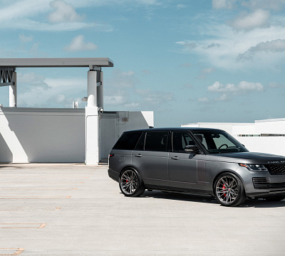 Фото дисков Vossen M-X6 на Land Rover Range Rover IV