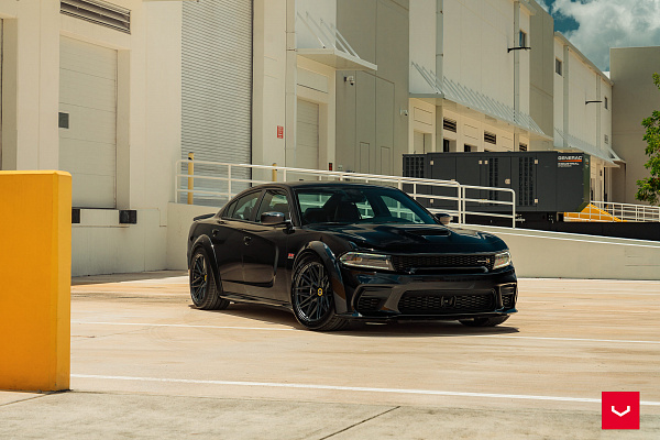 Фото дисков Vossen HF-7 Черный сатин на Dodge Charger VII