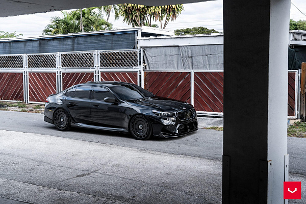 Фото дисков Vossen HF-9 Черный глянец на BMW 5/M5 (G60/G90)