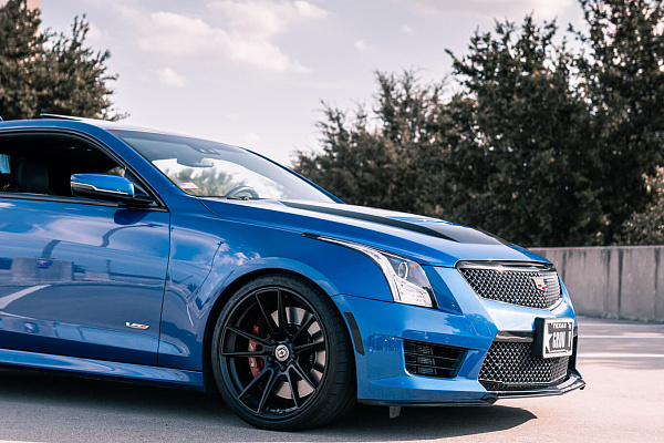 Фото дисков HRE FF04 Черный сатин на Cadillac ATS