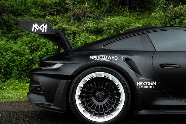 Фото дисков Brixton Forged TR11 AERO1 Черный глянец на Porsche 911 VIII