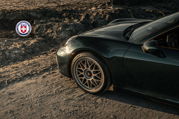 Фото дисков HRE 300 GTS Сатиновая шампань на Porsche 911 VIII
