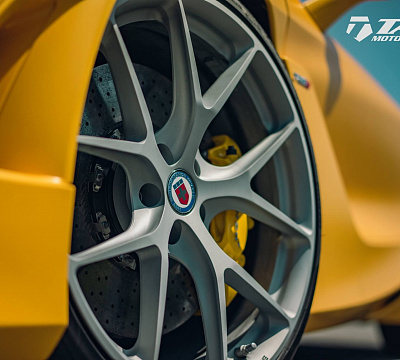 Фото дисков HRE P101 на McLaren 720S