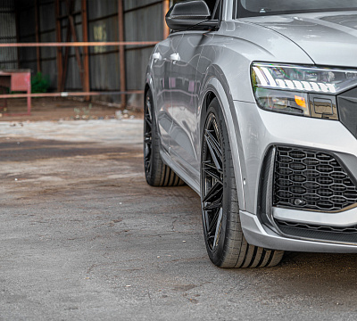 Фото дисков Vossen HF-7 на Audi Q8