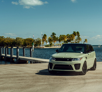 Фото дисков Vossen UV-1 на Land Rover Range Rover Sport II